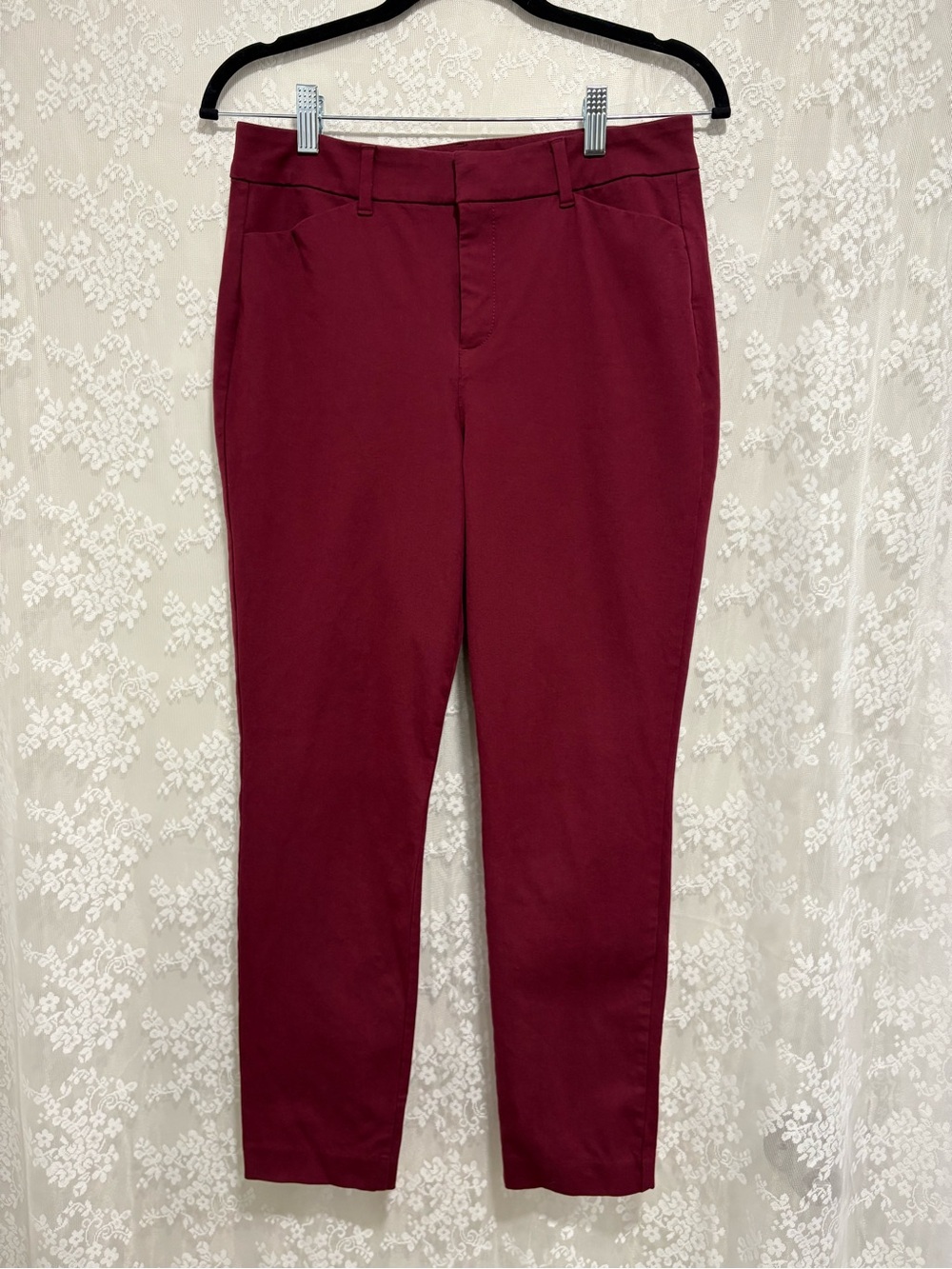 Old Navy Women's Pixie High-Rise Slacks in Burgundy